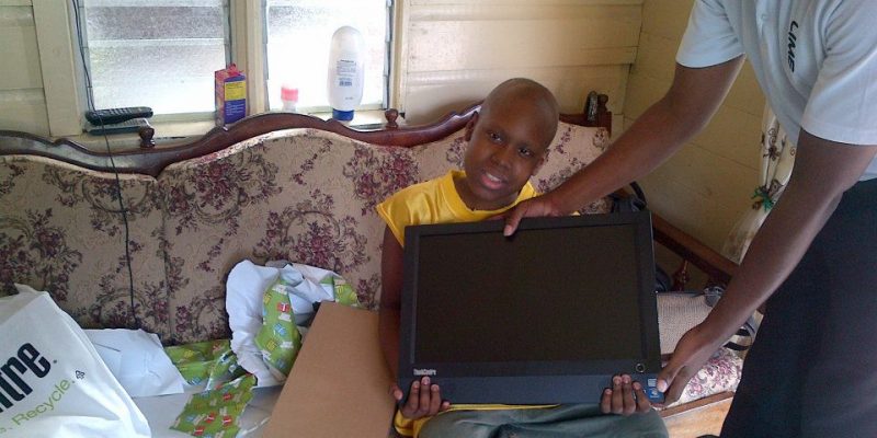 I Wish To Have A Desktop Computer With One Year's Free Internet Service