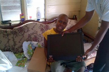 I Wish To Have A Desktop Computer With One Year's Free Internet Service