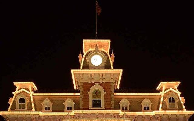 I Wish To Go To Disney World - Jalea Walrond